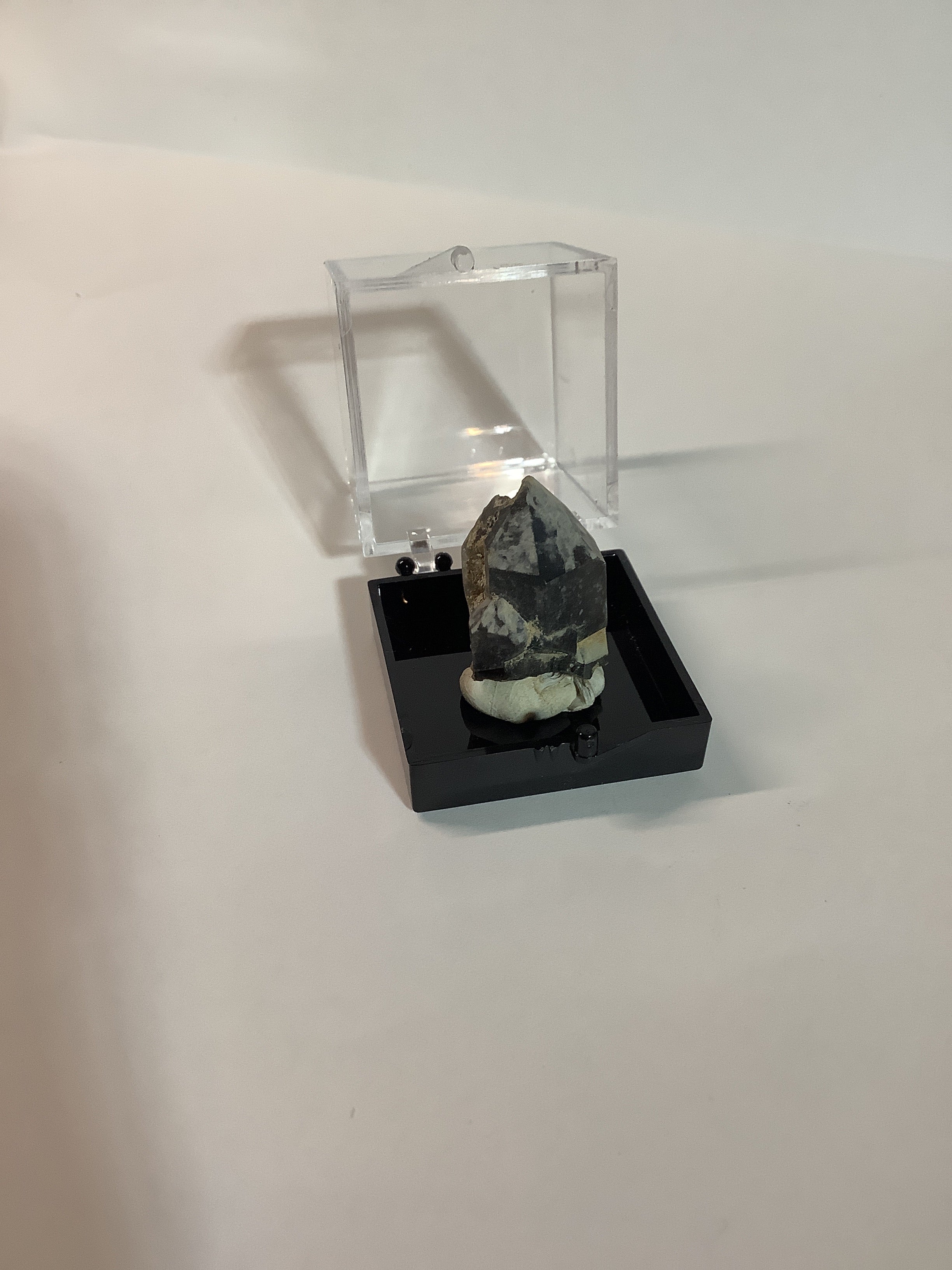 Arkansas Smoky Quartz Point with Oreo Phantom Caps & Oreo-Capped Hitchhikers - Acrylic Display Case