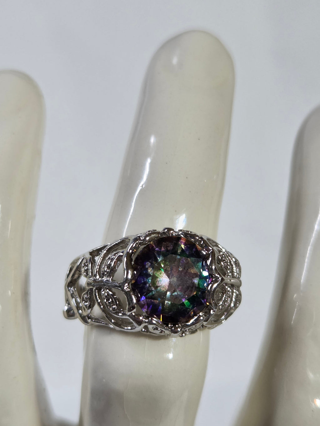 Mystic Topaz-Style Filigree Cocktail Ring – Specimen 9 | Size 8 | Silver-Tone Costume Jewelry