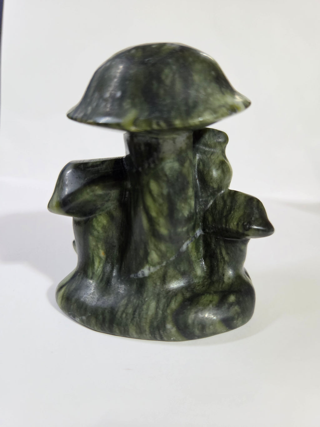Green Jade Snail and Mushroom Carving B