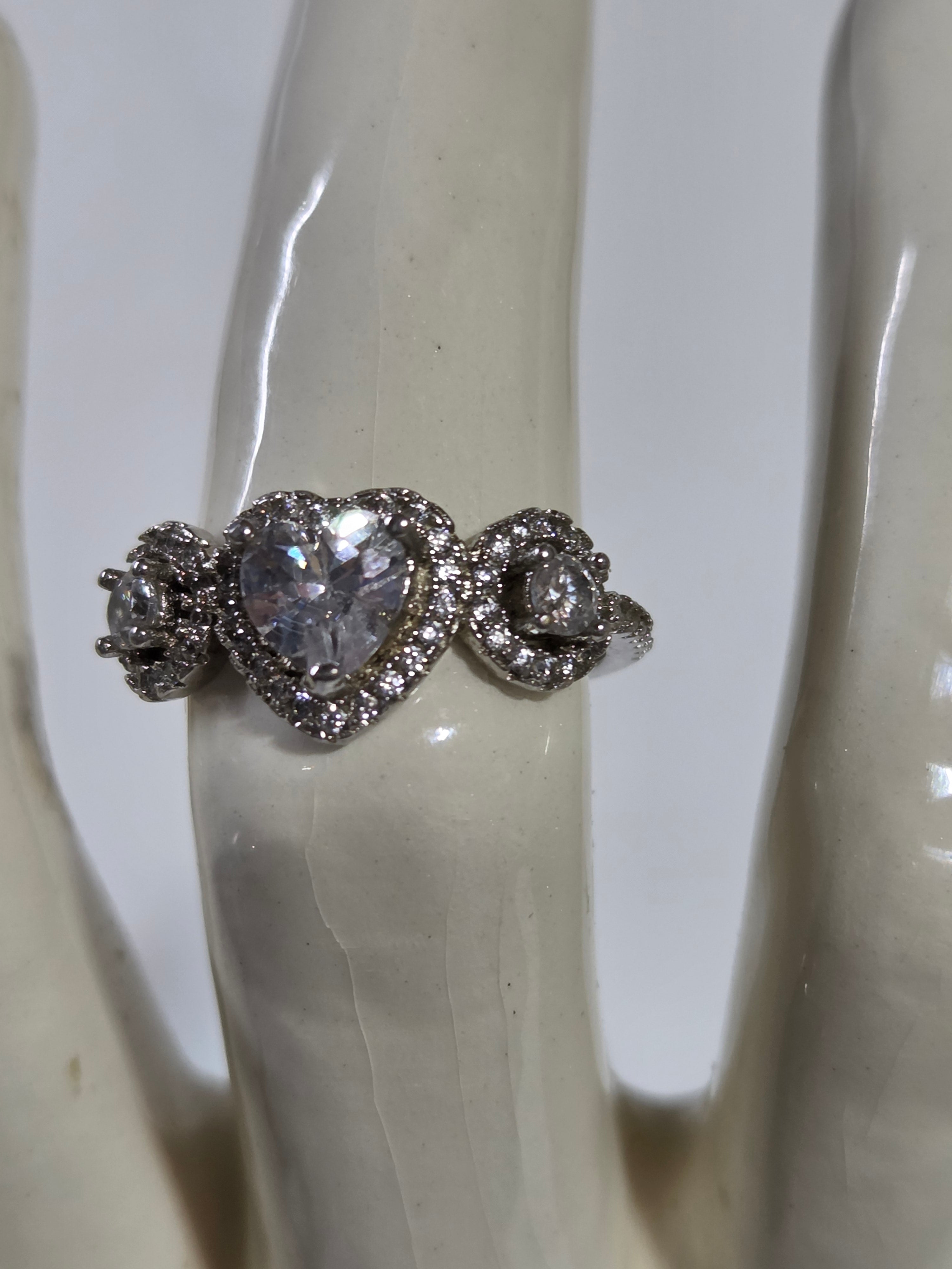Clear Crystal Three-Stone Heart Halo Ring – Specimen 6 | Size 7 | Silver-Tone Costume Jewelry
