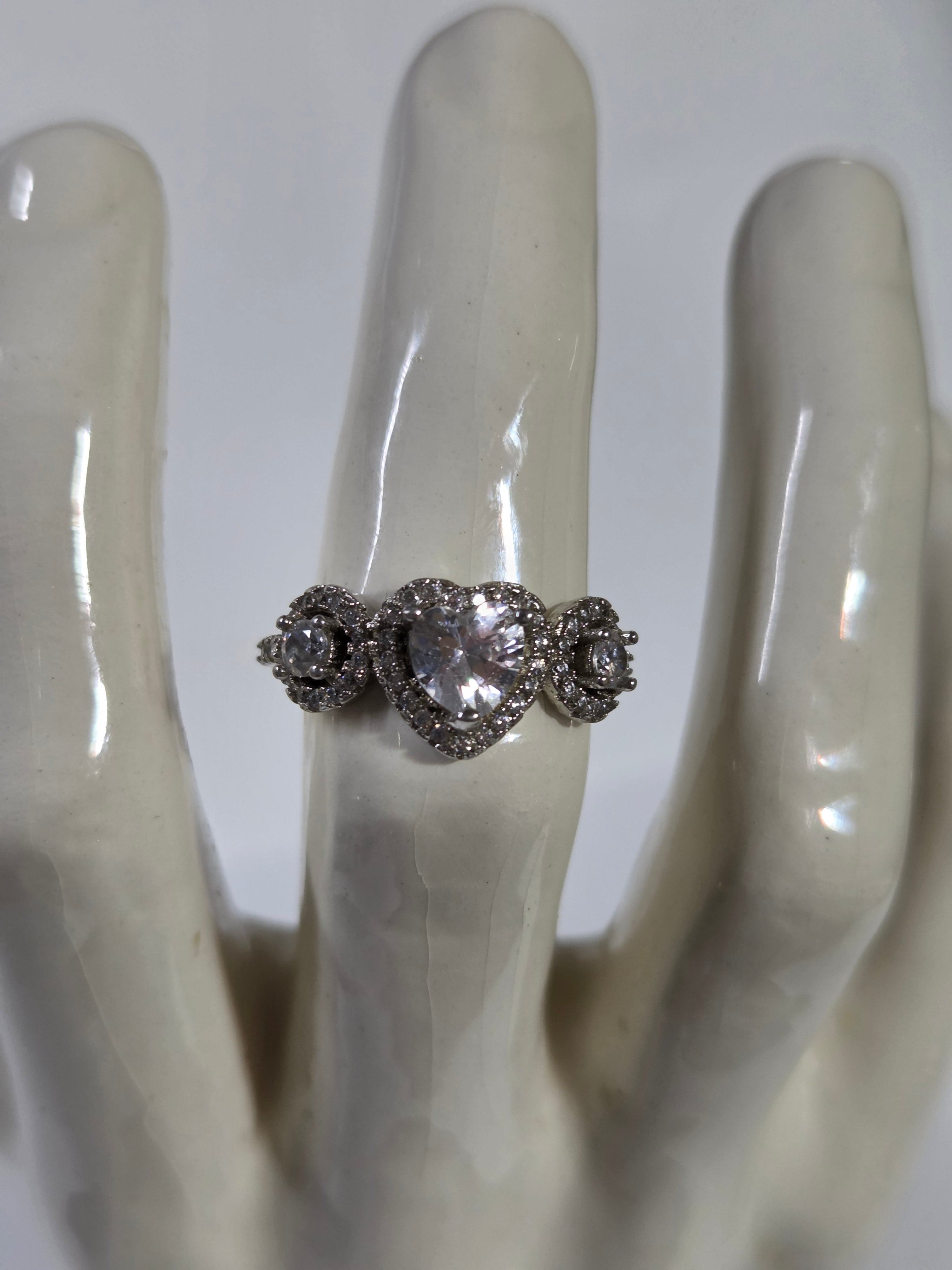 Clear Crystal Three-Stone Heart Halo Ring – Specimen 6 | Size 7 | Silver-Tone Costume Jewelry
