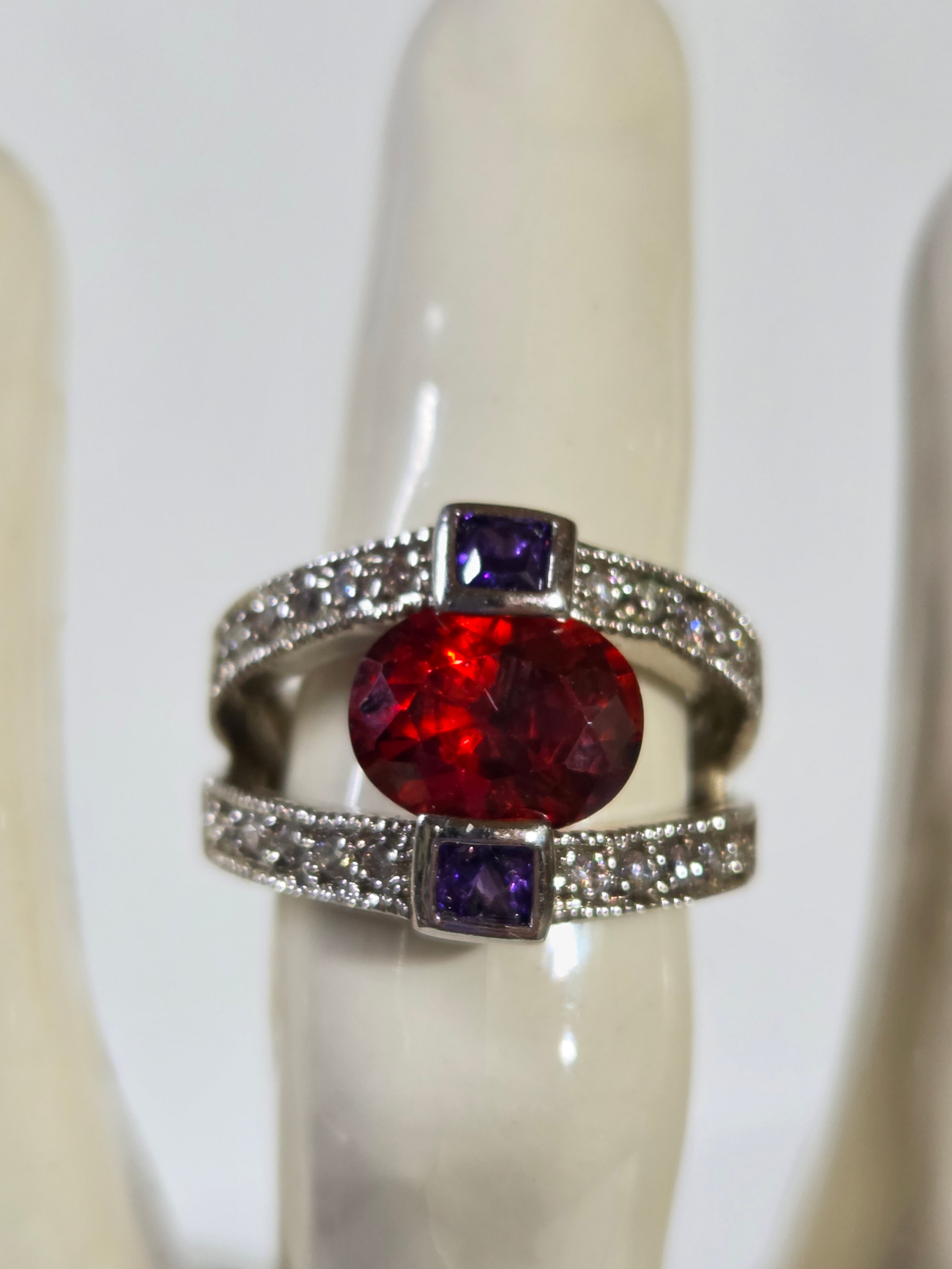 Red & Purple Split-Shank Cocktail Ring – Specimen 8 | Size 6 | Silver-Tone Costume Jewelry